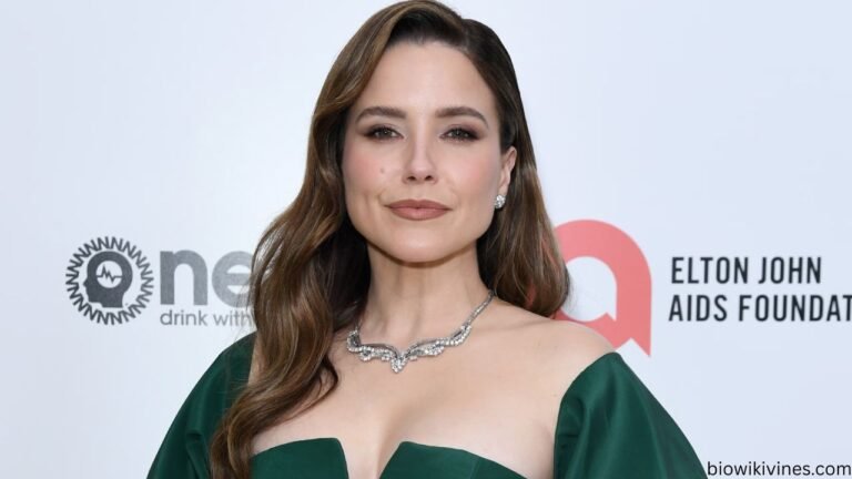Sophia Bush